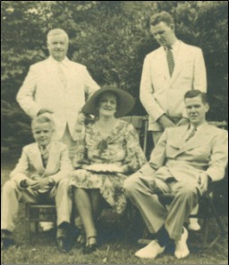 THE LYELL FAMILY OF JACKSON, BY EUDORA WELTY