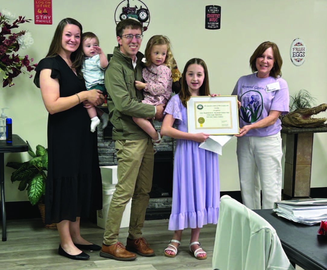 RAYMOND GARDEN CLUB NEWS