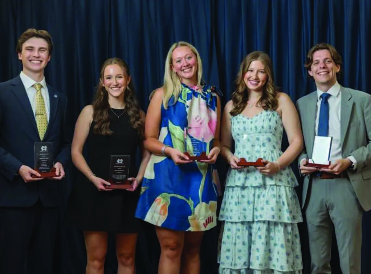 2026 STUDENT EXPERIENCE AWARDS RECOGNIZE THOSE WHO CONTRIBUTE TO MC'S CULTURE