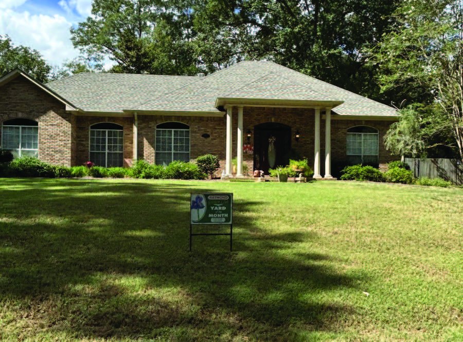 Raymond Garden Club October Yard of the Month