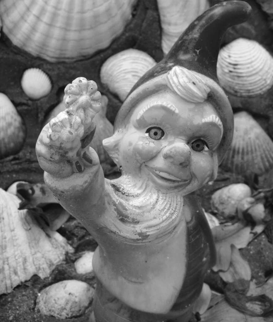 FELDER'S GARDEN WHIMSY